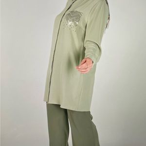 Alvina Women’s Green Sequin Embroidered Button At The Front Size 12